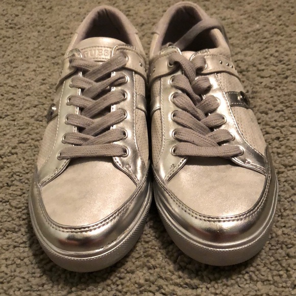 Guess Shoes - NWOT Guess Shoes